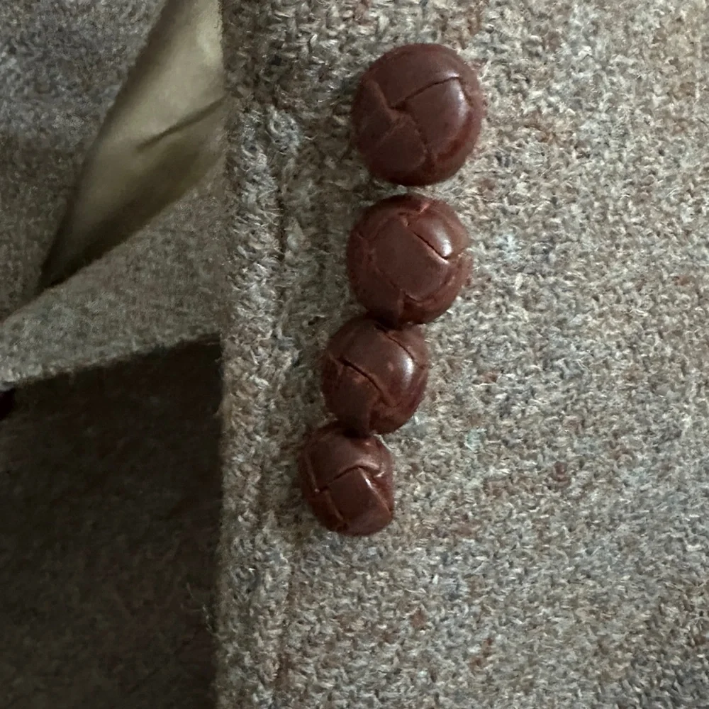 252 Harris Tweed |NWOT 60s USA Vintage Brown Blazer Woven Leather Buttons (sz M)